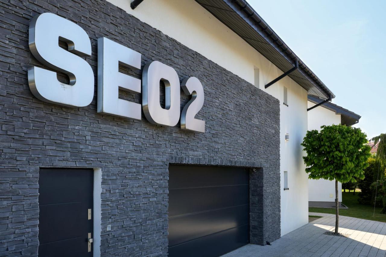 Seo2 Rewal Apartment Bagian luar foto