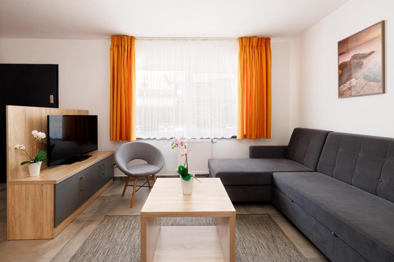 Seo2 Rewal Apartment Bagian luar foto