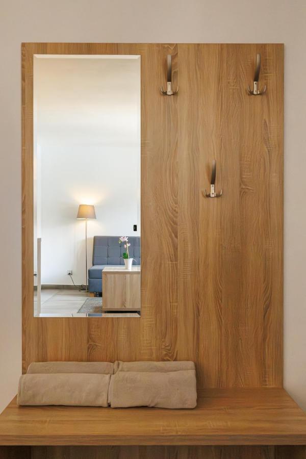 Seo2 Rewal Apartment Bagian luar foto